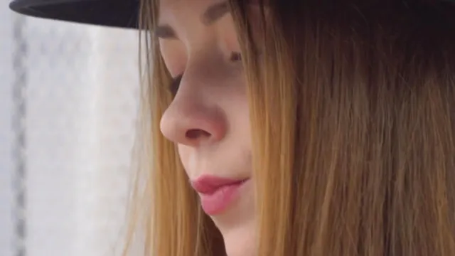 All natural teen has a solo masturbation pussy play