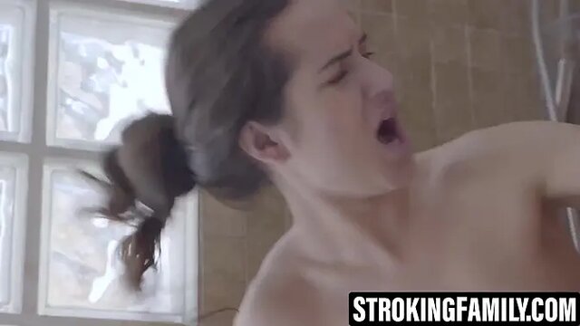 Teen girlfriend gives grateful blowjob and rides big dick