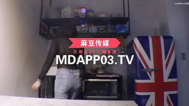 Mixing it up in the shared bedroom with a juice job