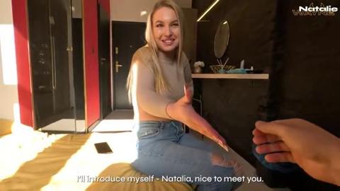 New neighbor gets oral😜 from eager teen