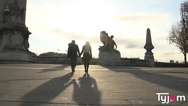 Super hot blonde Lola Taylor gets ass fucked