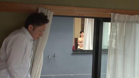 You're a lucky dude when a stacked chick's closet changes, and you get to peek at the peep show