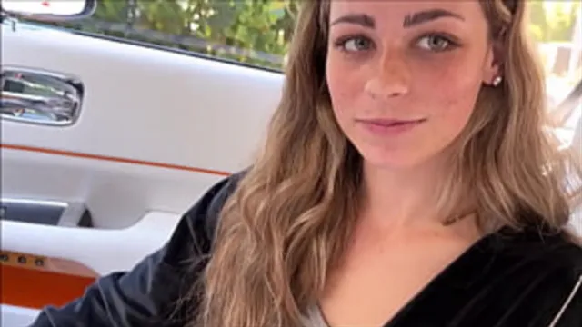 hunk Explores girlfriend - Alex Adams