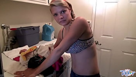 Scorching American Blonde Teen Babe Little Taylor Screams Pleasure
