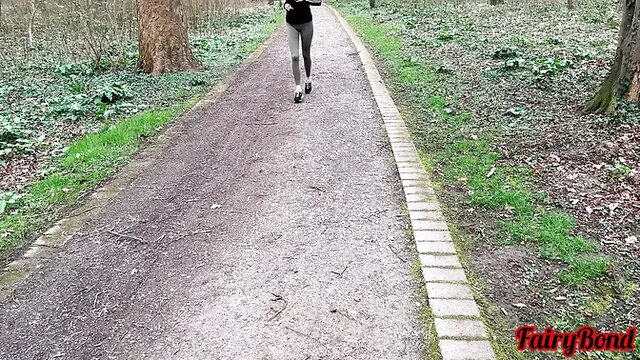 German Amateur Chick gets creampied in her tight asshole