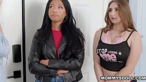 Kimmy & Friends Hotly Seduce StepMom Siri In Explicit Action